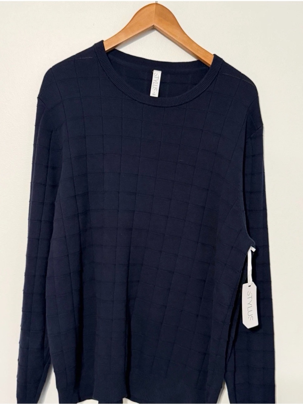 STYLUS Men's Crewneck Sweater in Navy Blue